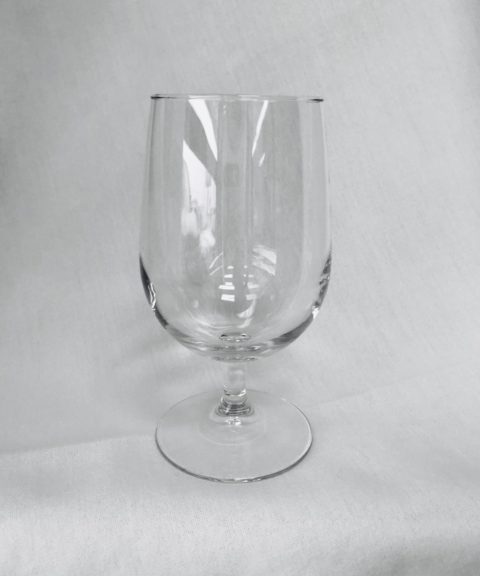 https://www.chairrentaldenver.com/wp-content/uploads/2019/02/Water-Goblet-16oz-480x576.jpg